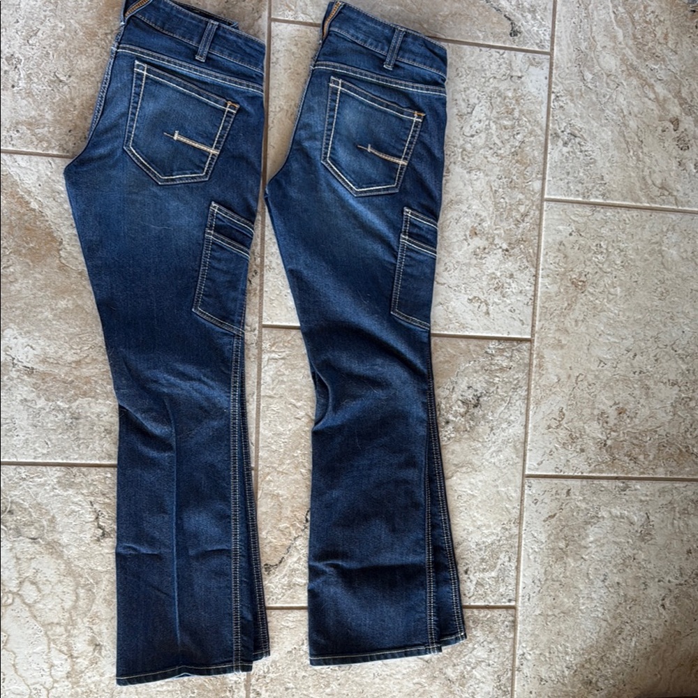 Ariat Rebar 28R